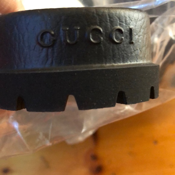 Gucci Pursuit Velvet Embroidered Slides - Picture 4 of 7